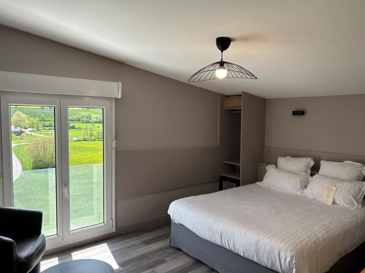 Logis Les Voiliers Hotel Peigney Eksteriør billede